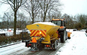 Sneeuwvrij houden bedrijventerreinen